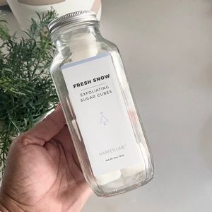 ❤️... Harper + Ari Exfoliating Sugar Cubes